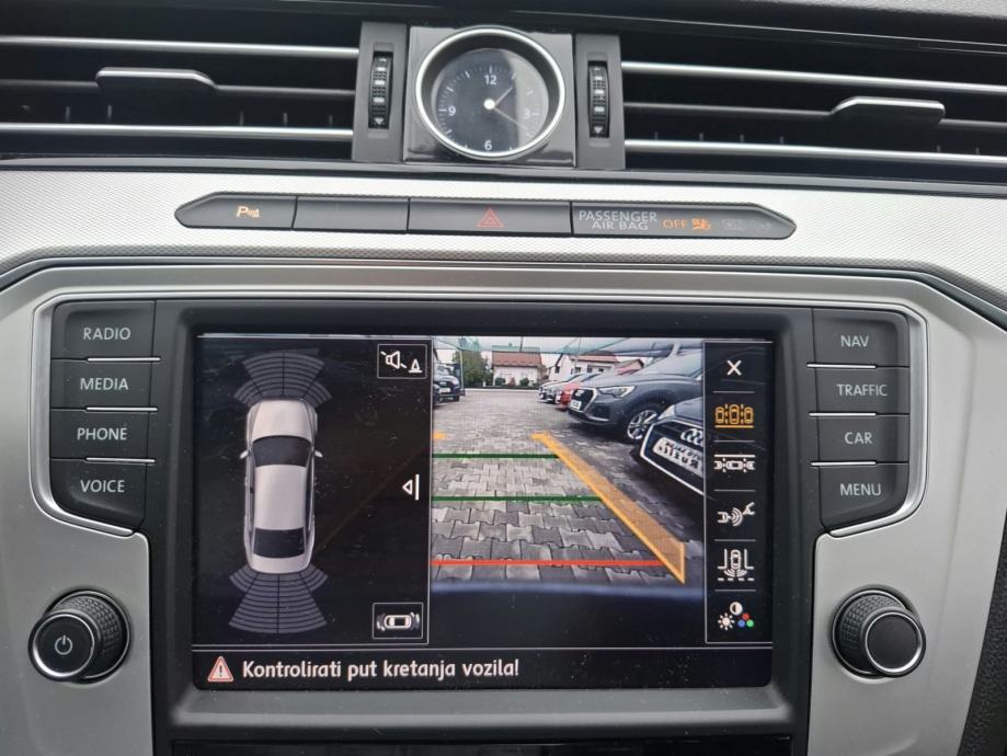 VW Passat 2,0 TDI BMT ALU NAVI 2xPDC KAMERA PANORAMA ACC GARANCIJA, fotografija 15