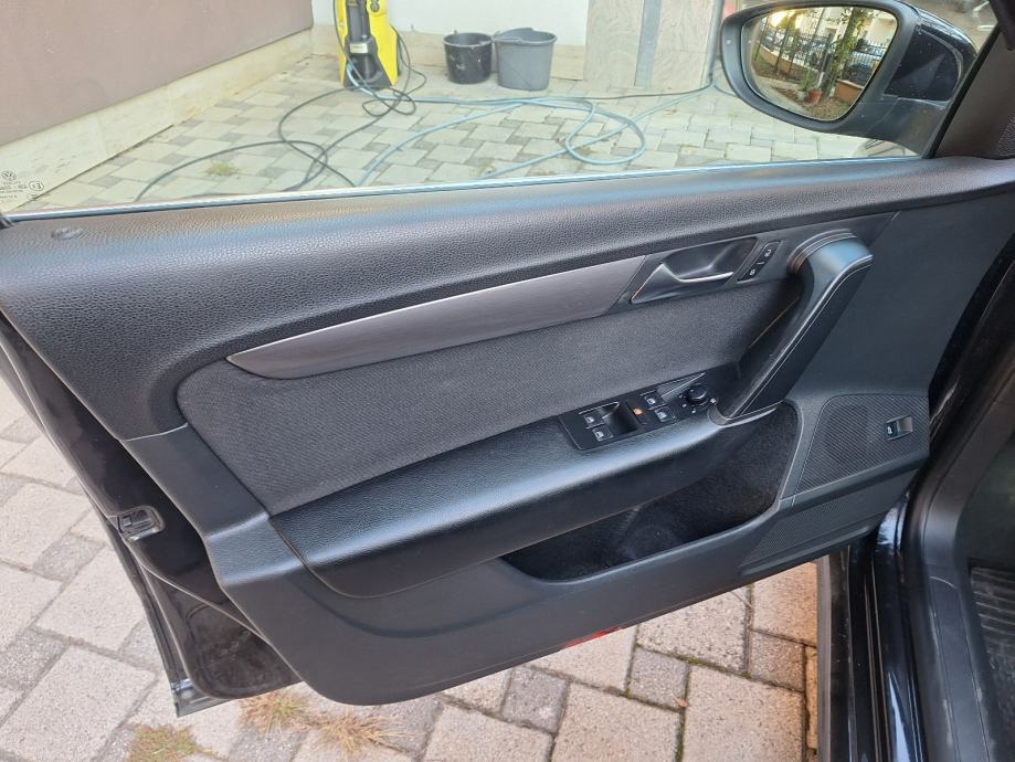 VW Passat 2,0 TDI BMT automatik, fotografija 8