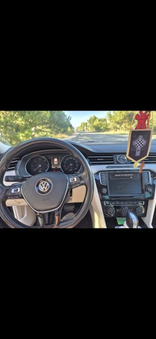 VW Passat 2,0 TDI BMT DSG automatik, fotografija 8