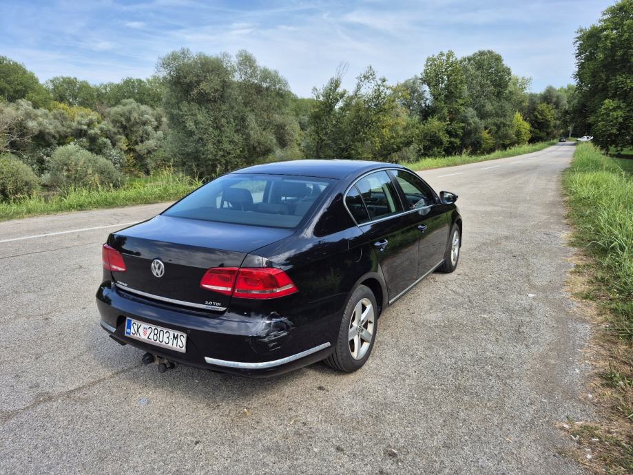 VW Passat 2,0 TDI BMT, fotografija 4
