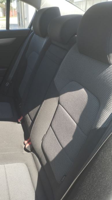 VW Passat 2,0 TDI BMT, fotografija 6