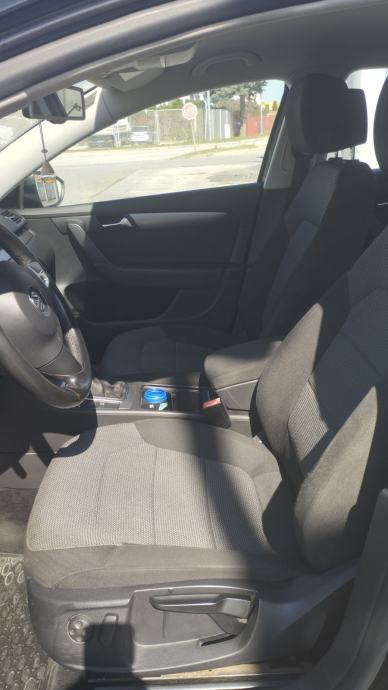 VW Passat 2,0 TDI BMT, fotografija 7
