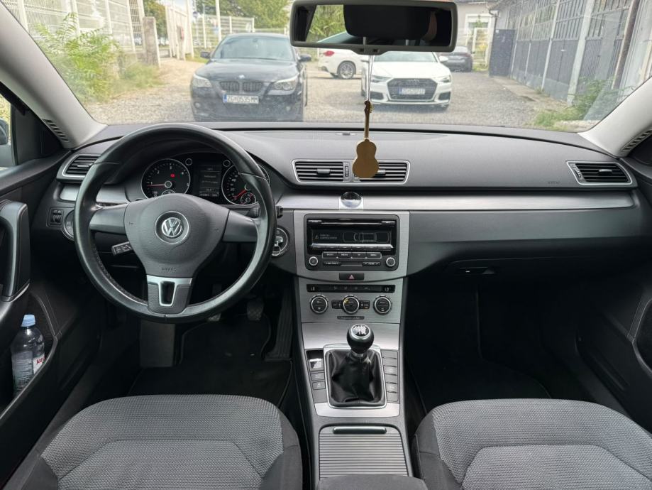 VW Passat 2,0 TDI BMT, fotografija 7