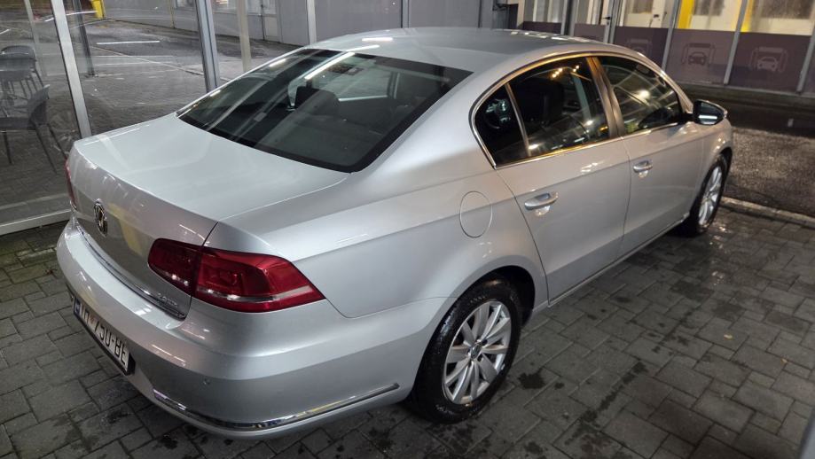 VW Passat 2,0 TDI BMT, fotografija 3