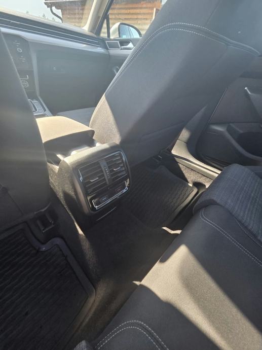 VW Passat 2,0 TDI DSG 110 KW, 6/2020, 123 000 km, fotografija 3