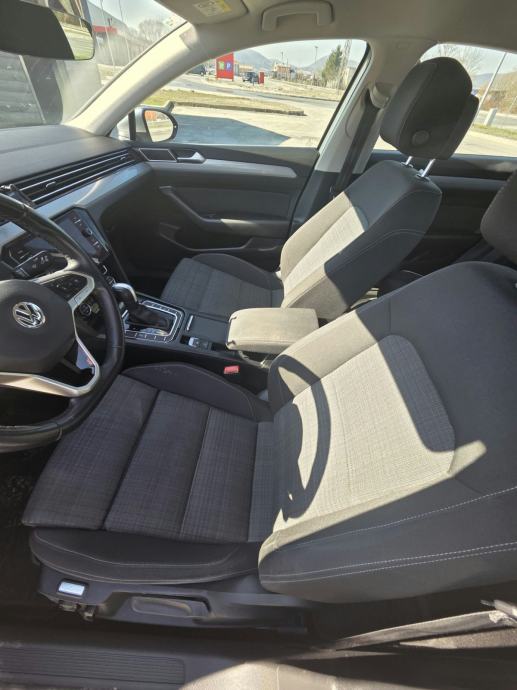 VW Passat 2,0 TDI DSG 110 KW, 6/2020, 123 000 km, fotografija 16