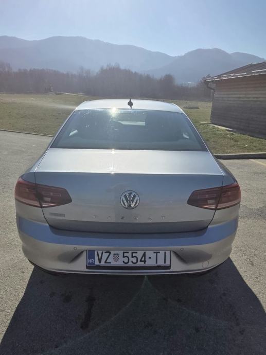 VW Passat 2,0 TDI DSG 110 KW, 6/2020, 123 000 km, fotografija 6
