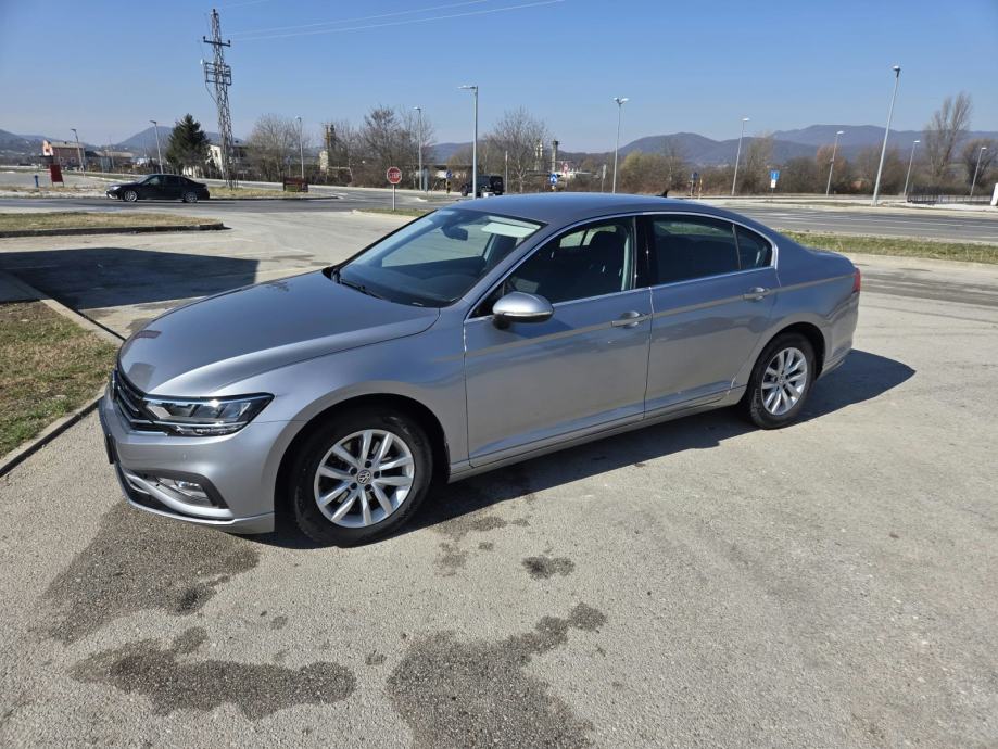 VW Passat 2,0 TDI DSG 110 KW, 6/2020, 123 000 km, fotografija 4