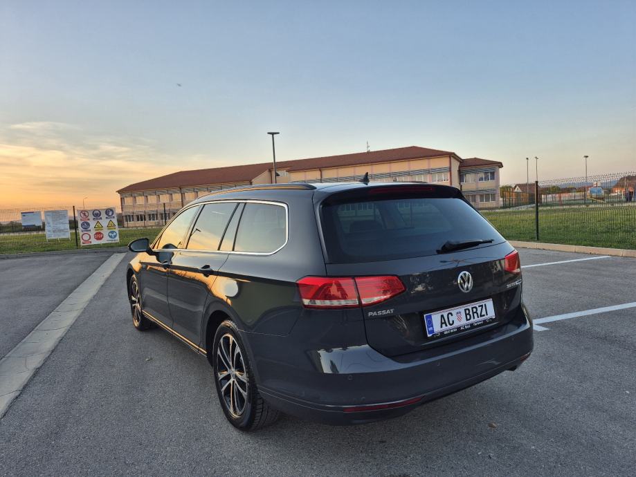 VW Passat 2,0 TDI DSG 150ks,navigacija, senzori ,alu17,mf., fotografija 5