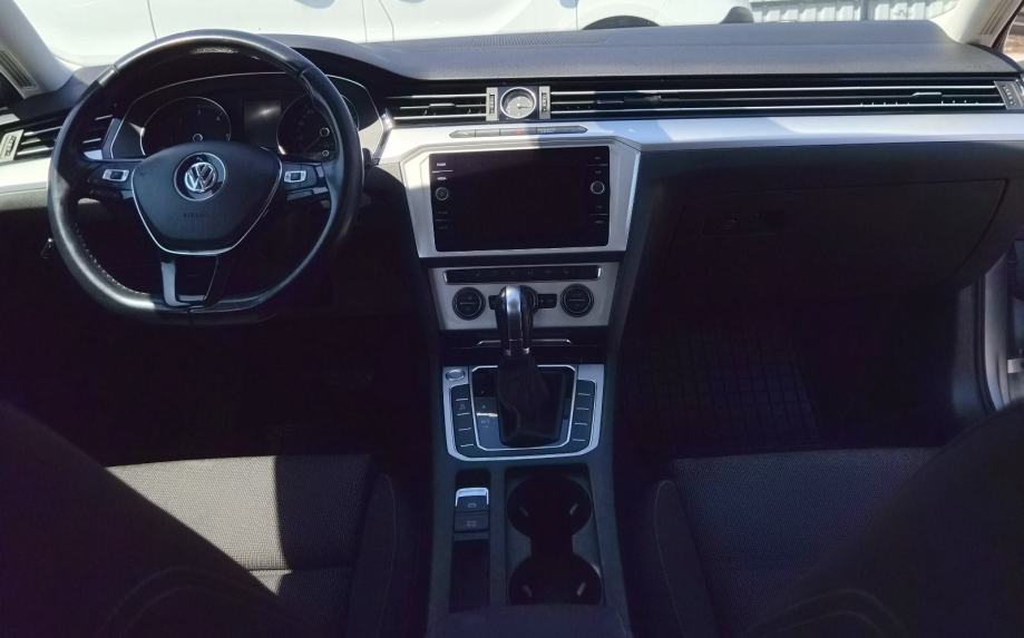 VW Passat 2,0 TDI DSG 2019 GOD. SAMO 90TKM HR VOZILO SEVISNA U PDV-u, fotografija 17