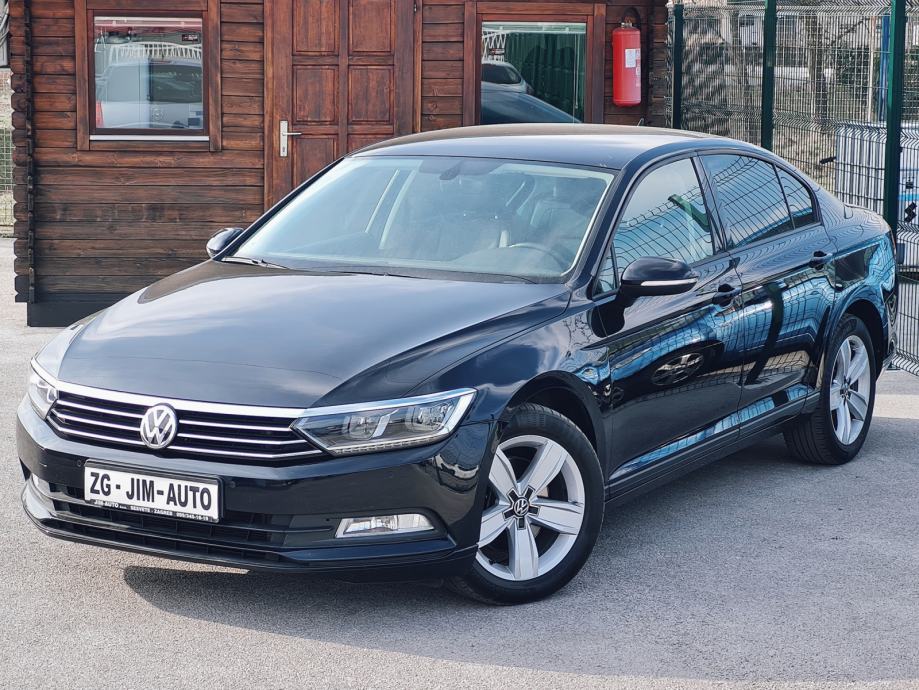 VW Passat 2,0 TDI DSG Alu 17" Koža Automatik Servisi Krediti Kartice