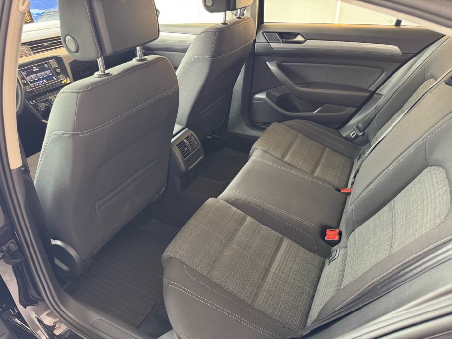 VW Passat 2,0 TDI DSG Bussines 2020.; 128 tkm; HR-auto- nije uvoz;, fotografija 7