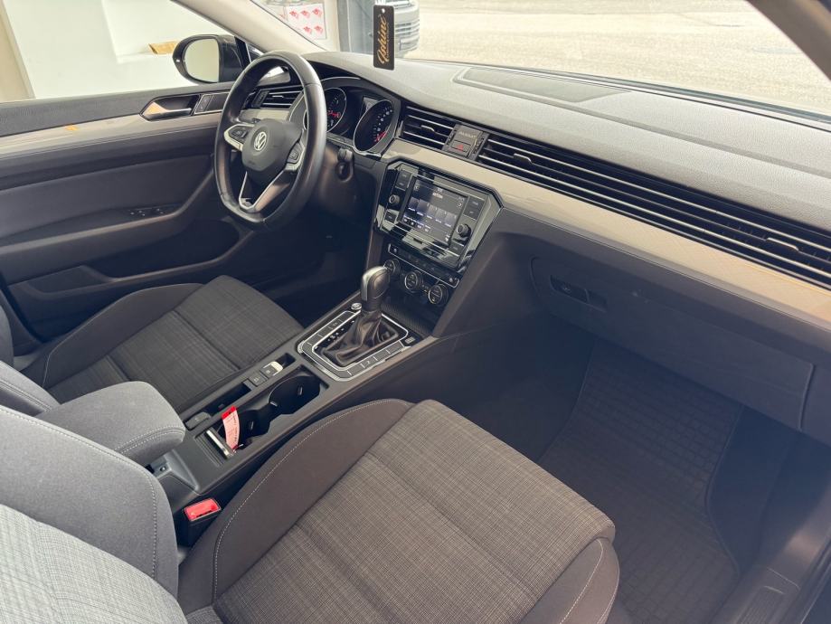 VW Passat 2,0 TDI DSG Bussines 2020.; 128 tkm; HR-auto- nije uvoz;, fotografija 12