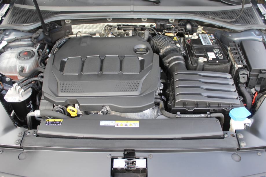 VW Passat 2,0 TDI DSG BUSSINES, LED, ALU 17", GARANCIJA. NIJE UVOZ !, fotografija 17
