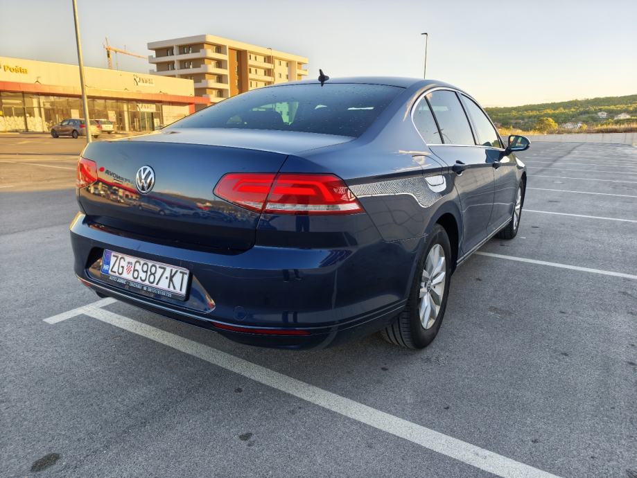 VW Passat 2,0 TDI, DSG ,F1,LED, odličan!, fotografija 8