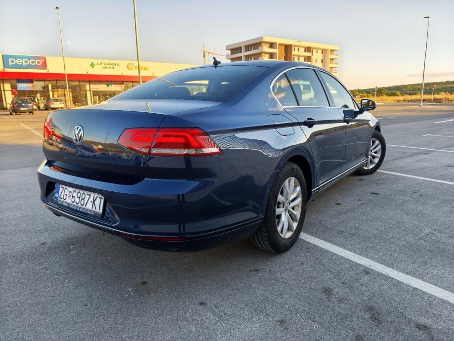 VW Passat 2,0 TDI, DSG ,F1,LED, odličan!, fotografija 3