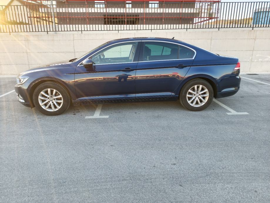 VW Passat 2,0 TDI, DSG ,F1,LED, odličan!, fotografija 4