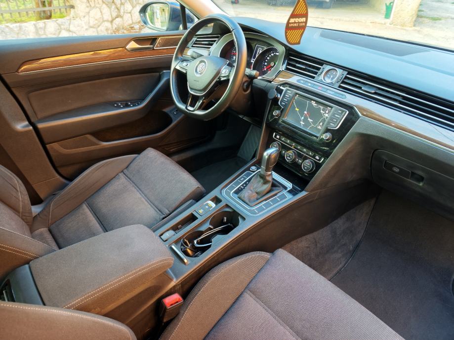 VW Passat 2,0 TDI, DSG ,F1,LED, odličan!, fotografija 16