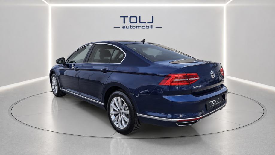 VW PASSAT 2,0 TDI DSG HIGHLINE **1.VL.** 2 GOD JAMSTVA** VELIKI I MALI, fotografija 4