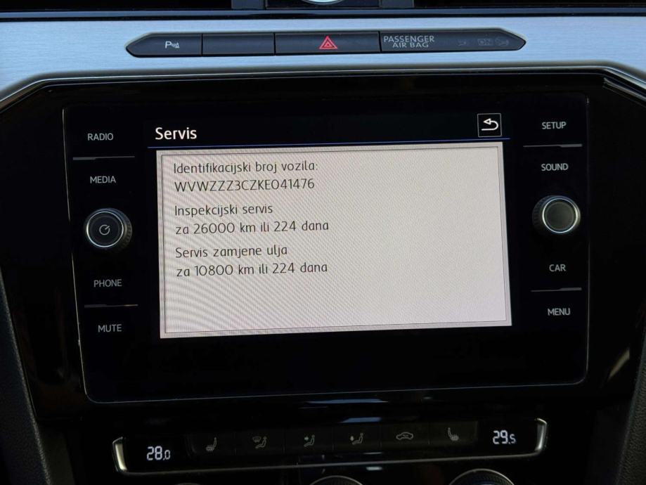 VW PASSAT 2,0 TDI DSG HIGHLINE **1.VL.** 2 GOD JAMSTVA** VELIKI I MALI, fotografija 19