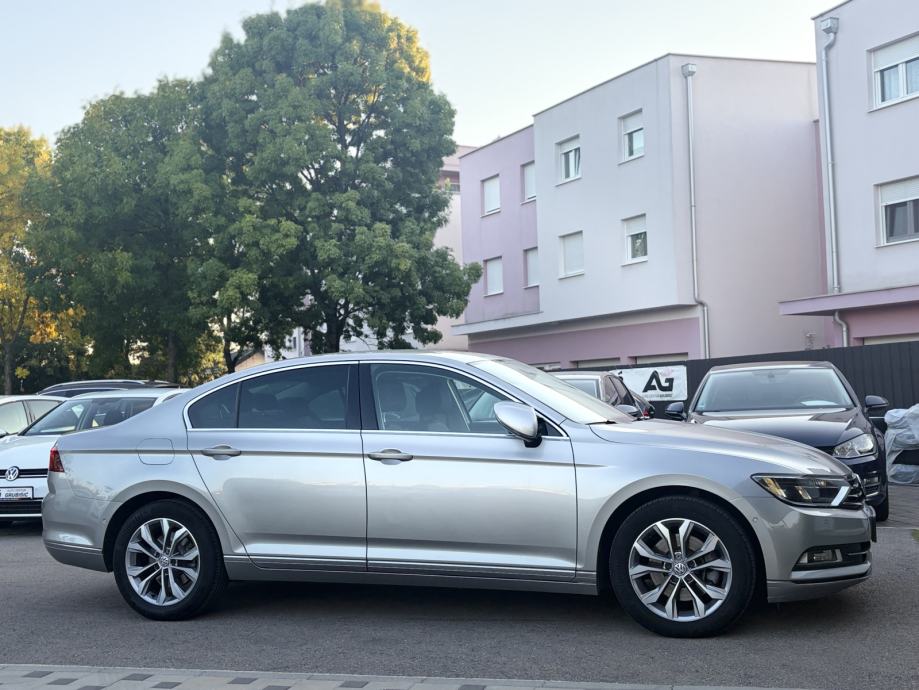 VW Passat 2,0 TDI DSG Highline *1.vlasnik* *Servisna VW* *Jamstvo*, fotografija 10
