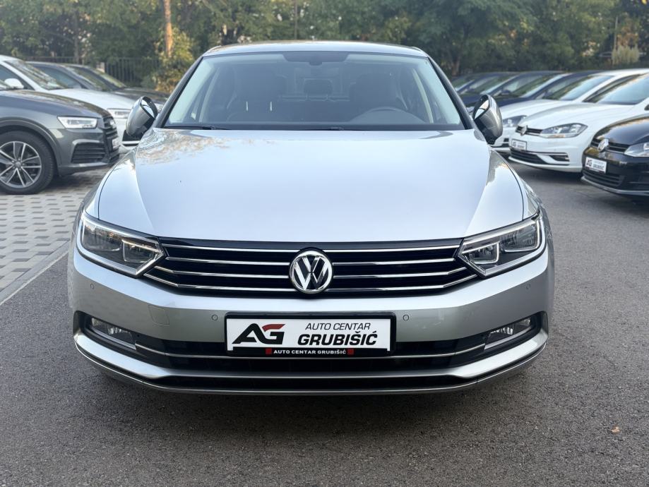 VW Passat 2,0 TDI DSG Highline *1.vlasnik* *Servisna VW* *Jamstvo*, fotografija 2