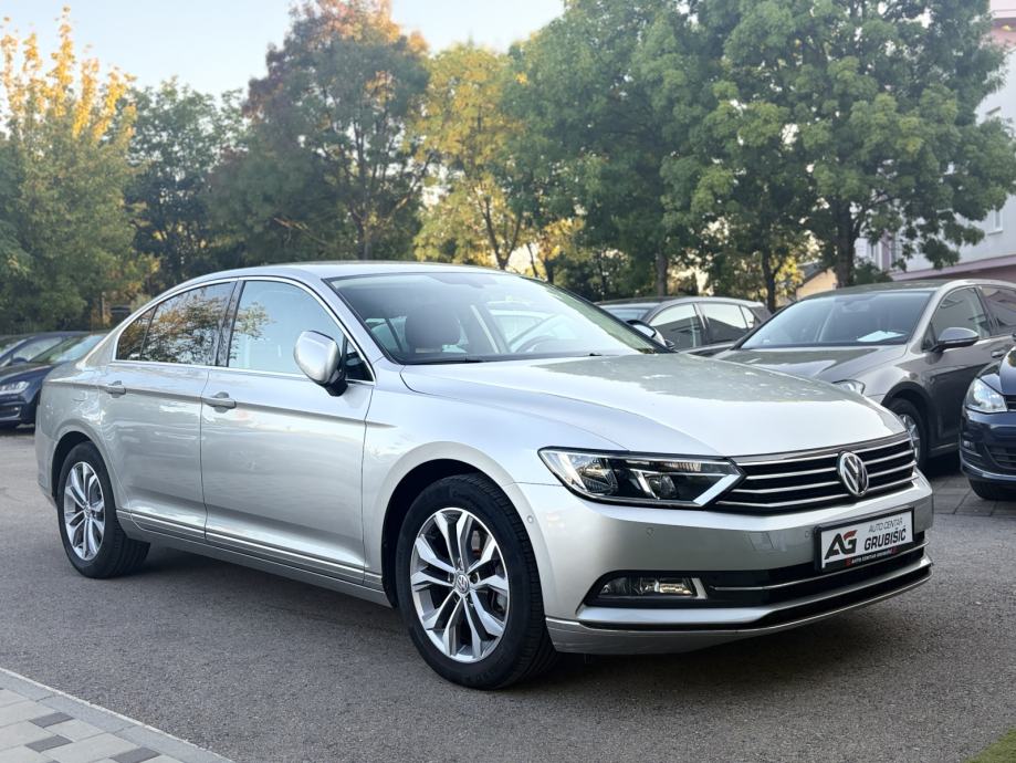 VW Passat 2,0 TDI DSG Highline *1.vlasnik* *Servisna VW* *Jamstvo*, fotografija 11