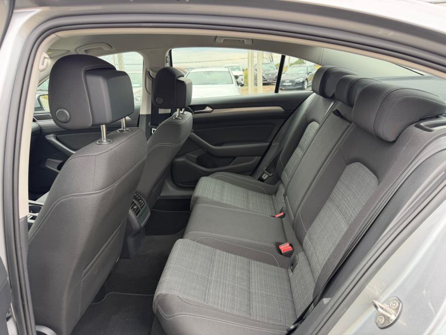 VW Passat 2,0 TDI DSG, LED, Tempomat, PDC HR Auto, Servisna, fotografija 14