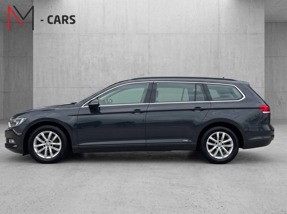 VW Passat 2,0 TDI DSG - NAVI,2xPDC,FRONT ASSIST, REG. 07/2026, fotografija 4