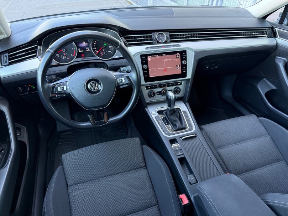 VW Passat 2.0 TDI DSG °NAVIGACIJA°MATRIX°KAMERA360°ADAPTIVNI TEMPOMAT°, fotografija 11