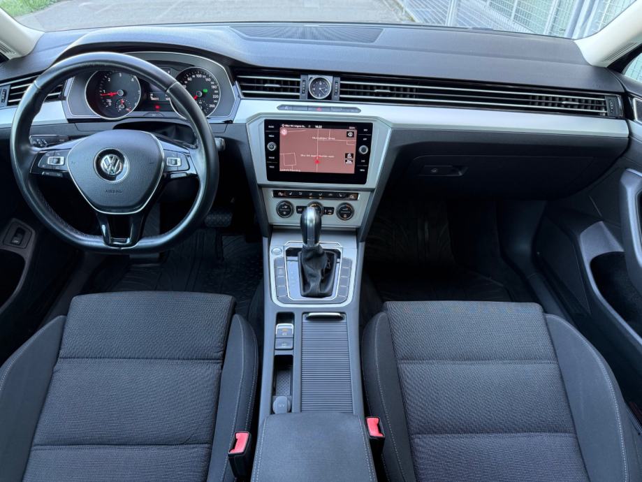 VW Passat 2.0 TDI DSG °NAVIGACIJA°MATRIX°KAMERA360°ADAPTIVNI TEMPOMAT°, fotografija 12