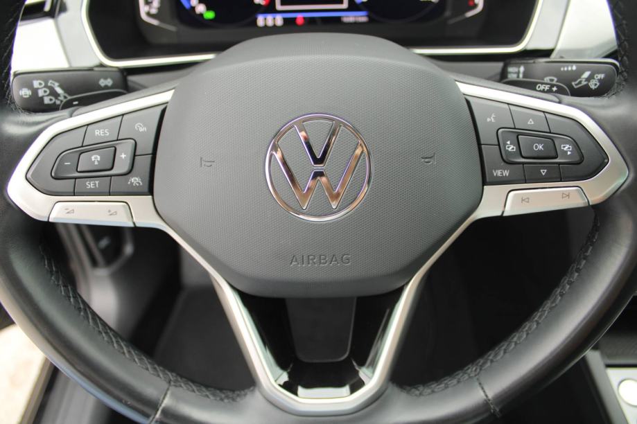 VW Passat 2.0 TDi DSG *VIRTUAL, LED, NAVIGACIJA*, fotografija 17