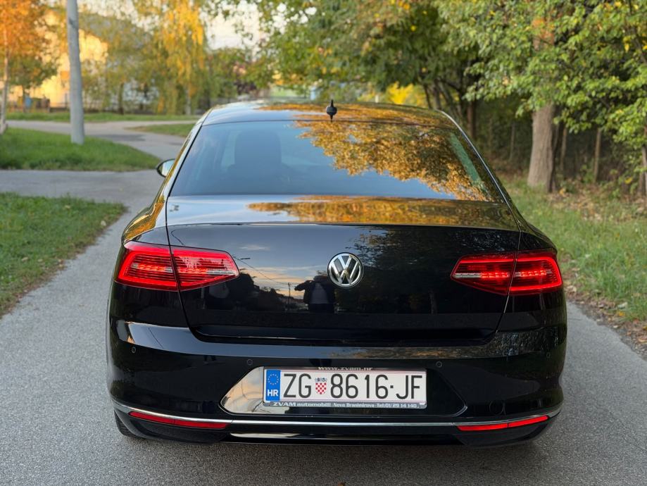 VW Passat 2,0 TDI, Highline, Matrix, Alu, ACC, HR Auto, fotografija 6