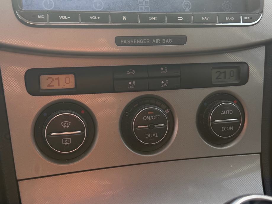 VW Passat 2,0 TDI /Kamera/Bluetooth Odlican, fotografija 10