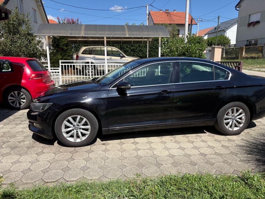 VW Passat 2,0 TDI Hrvatsko vozilo Puna servisna povijest, fotografija 6