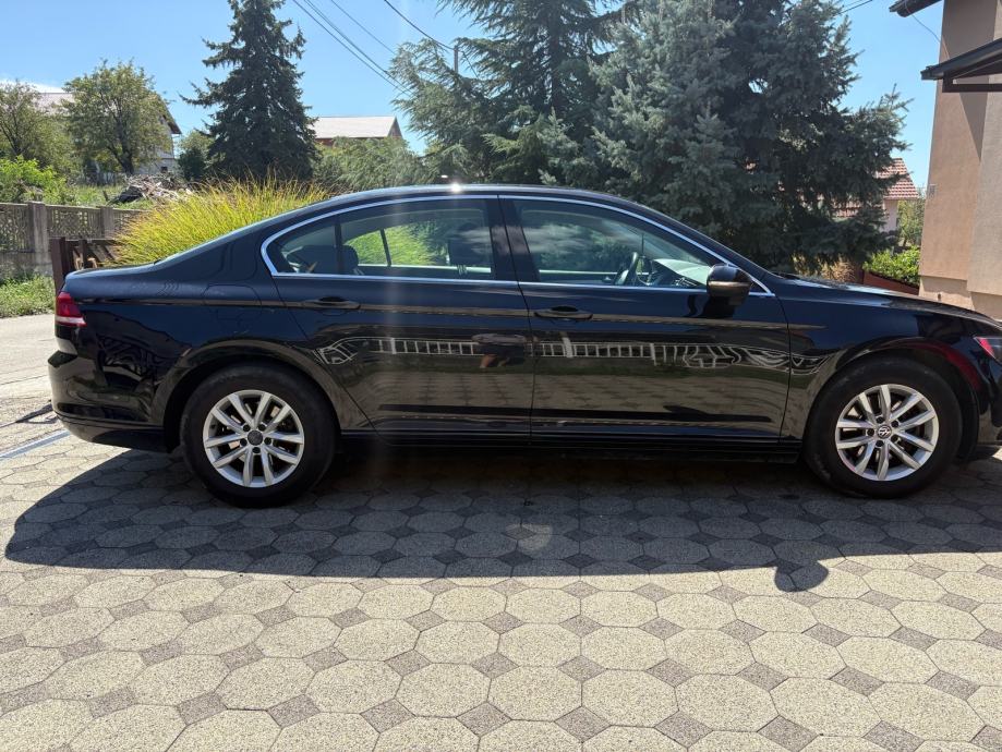 VW Passat 2,0 TDI Hrvatsko vozilo Puna servisna povijest, fotografija 7
