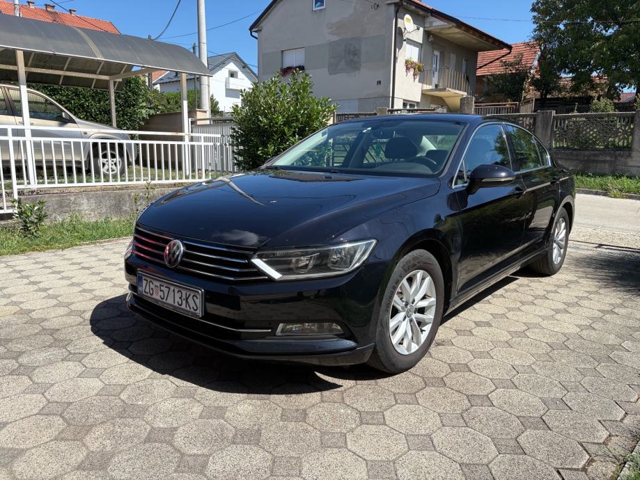 VW Passat 2,0 TDI Hrvatsko vozilo Puna servisna povijest, fotografija 2