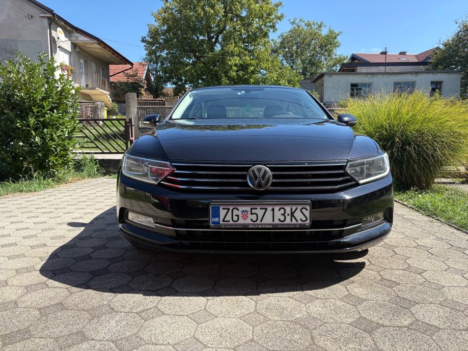 VW Passat 2,0 TDI Hrvatsko vozilo Puna servisna povijest, fotografija 4