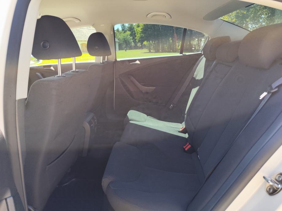 VW Passat 2,0 TDI, fotografija 7