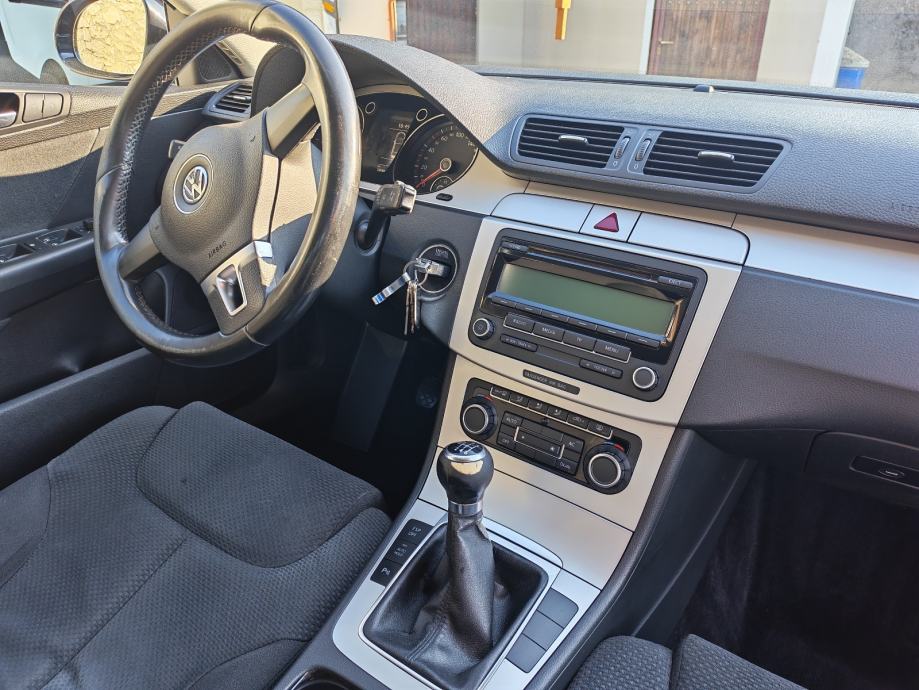 VW Passat 2,0 TDI, fotografija 7