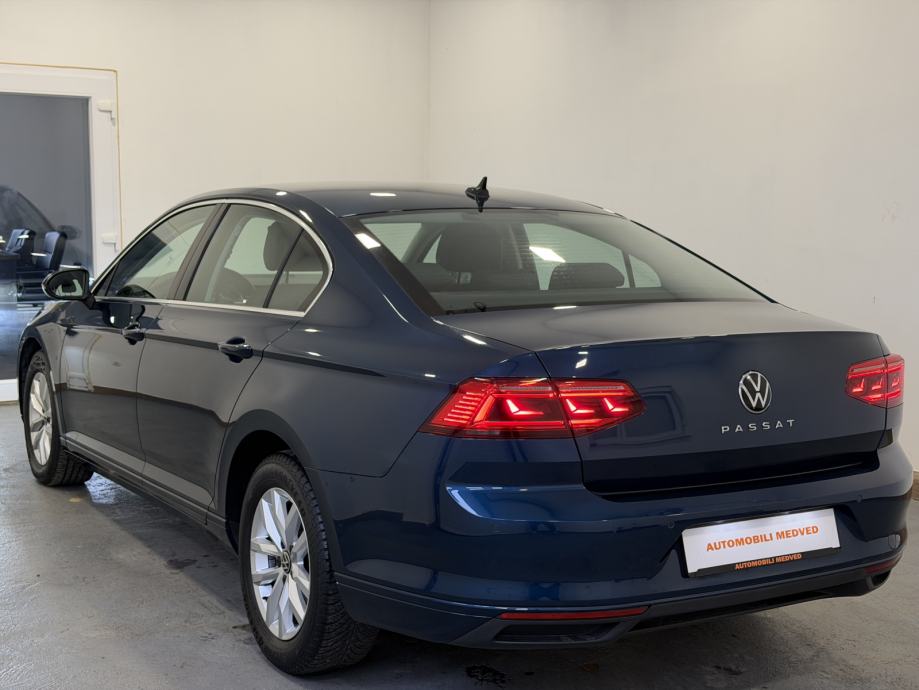 VW Passat 2,0 TDI STYLE DSG, LED,AMBI,KAMERA,LANE ASISST,JAMSTVO 24!, fotografija 7
