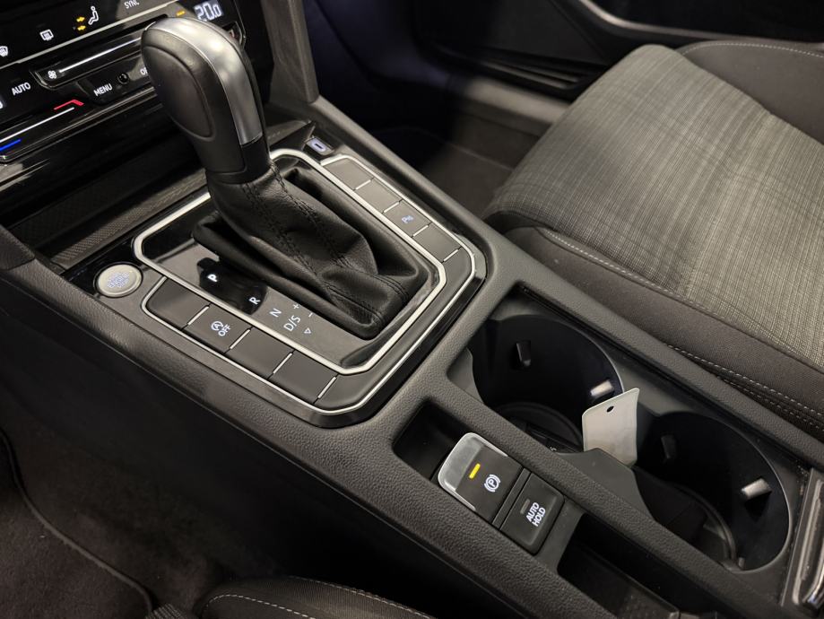 VW Passat 2,0 TDI STYLE DSG, LED,AMBI,KAMERA,LANE ASISST,JAMSTVO 24!, fotografija 20