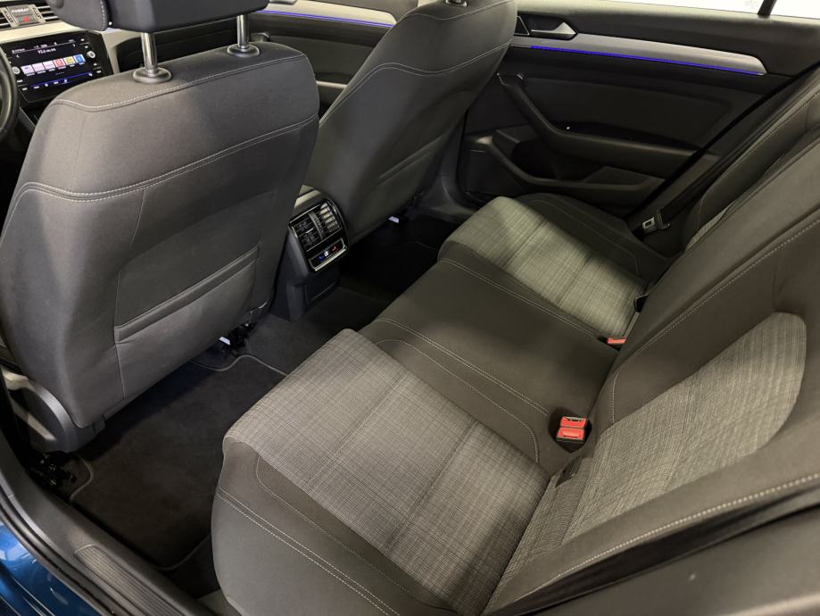 VW Passat 2,0 TDI STYLE DSG, LED,AMBI,KAMERA,LANE ASISST,JAMSTVO 24!, fotografija 16