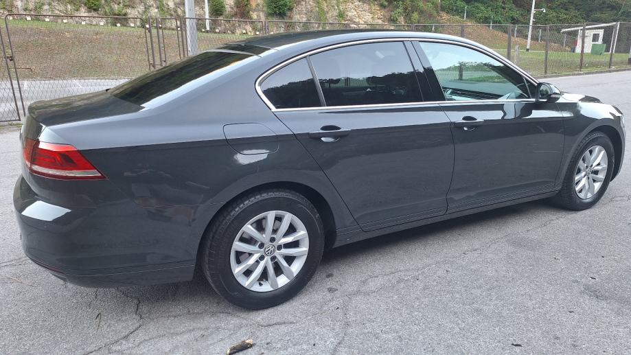 VW Passat 2.0tdi, 2. vl, nije uvoz, veliki servis, reg do 2/27, fotografija 4