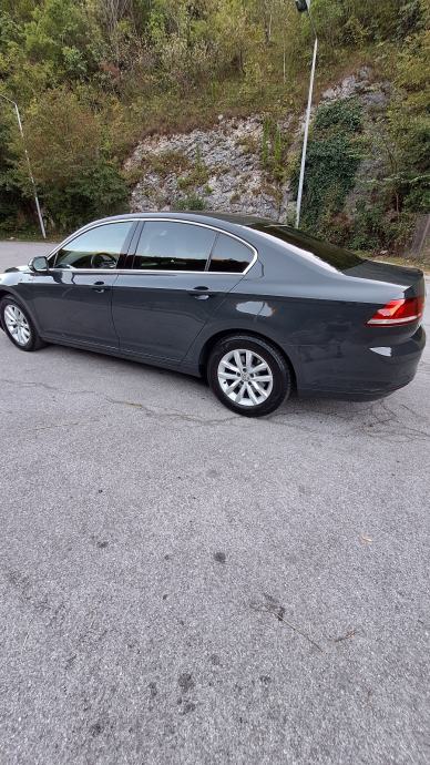 VW Passat 2.0tdi, 2. vl, nije uvoz, veliki servis, reg do 2/27, fotografija 2