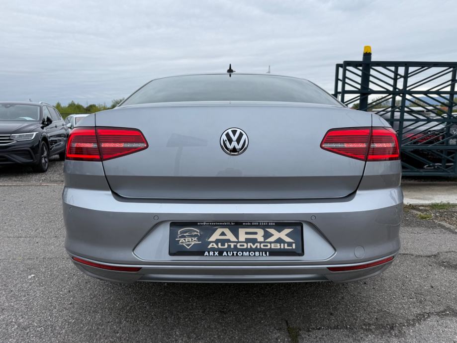 VW Passat 2.0TDI DSG °NAVIGACIJA°KAMERA°MASAŽA°LED SVJETLA°REG:9/2027°, fotografija 7