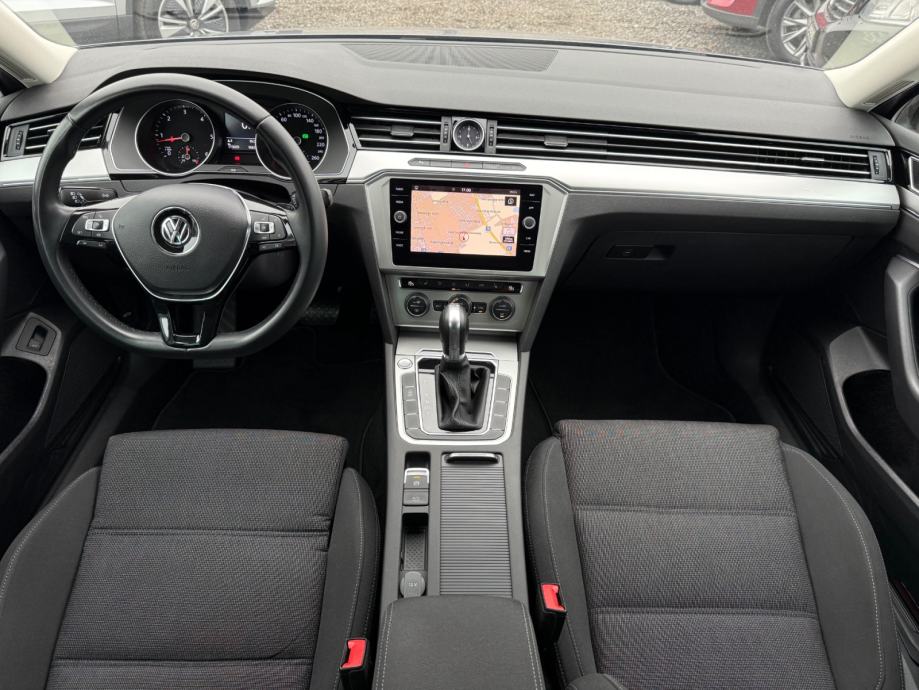 VW Passat 2.0TDI DSG °NAVIGACIJA°KAMERA°MASAŽA°LED SVJETLA°REG:9/2027°, fotografija 12