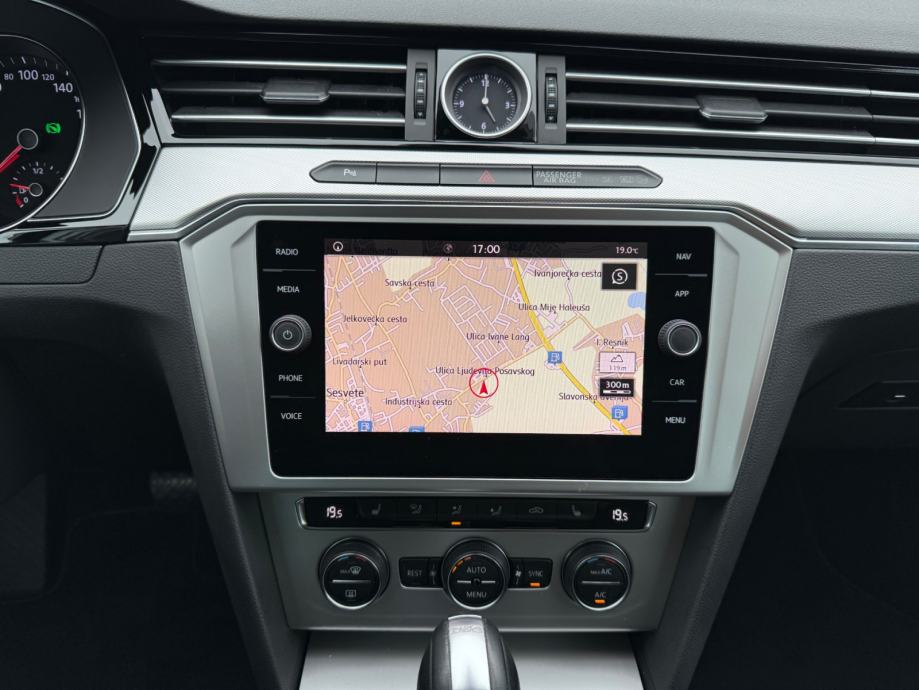 VW Passat 2.0TDI DSG °NAVIGACIJA°KAMERA°MASAŽA°LED SVJETLA°REG:9/2027°, fotografija 14