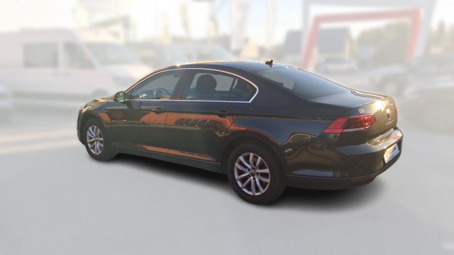 VW PASSAT 2022 • PREMIUM jamstvo • AutoZubak Rabljena, fotografija 5