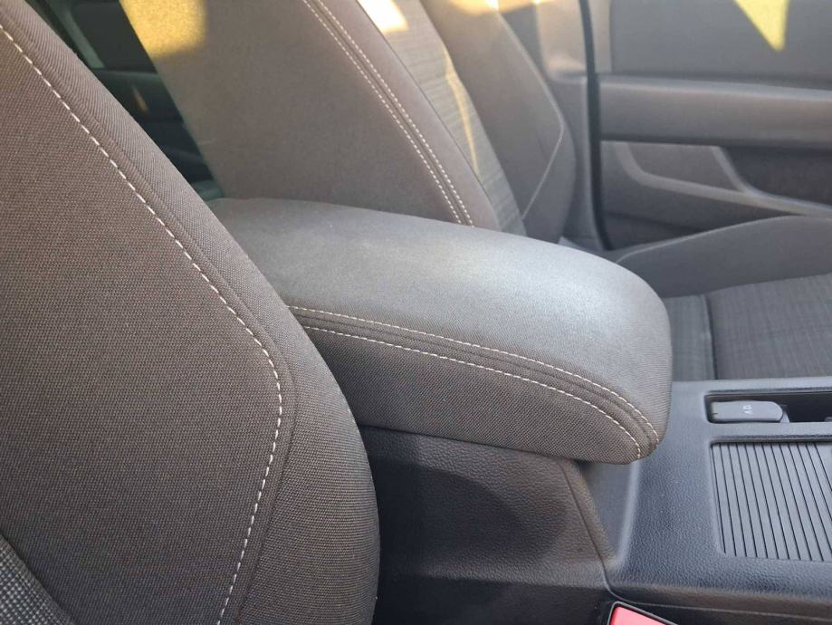VW PASSAT 2022 • PREMIUM jamstvo • AutoZubak Rabljena, fotografija 17